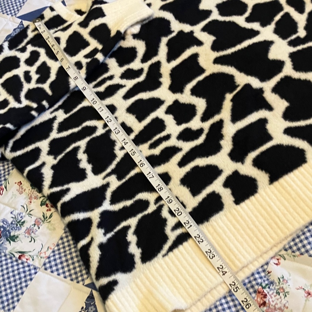 LOFT Cream and Black Animal Patterned Sweater - Picture 6 of 6
